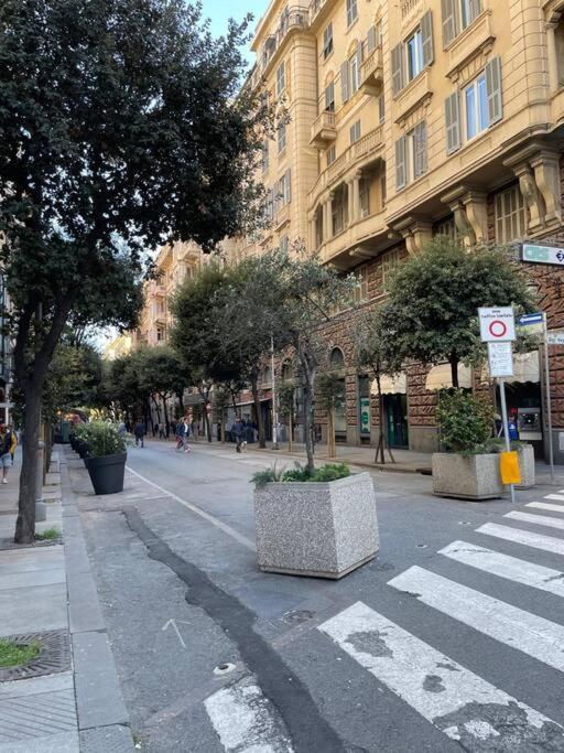 All'Otto Nel Cuore Della Citta Savona Exterior photo