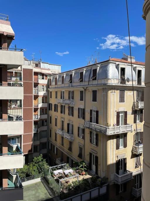 All'Otto Nel Cuore Della Citta Savona Exterior photo